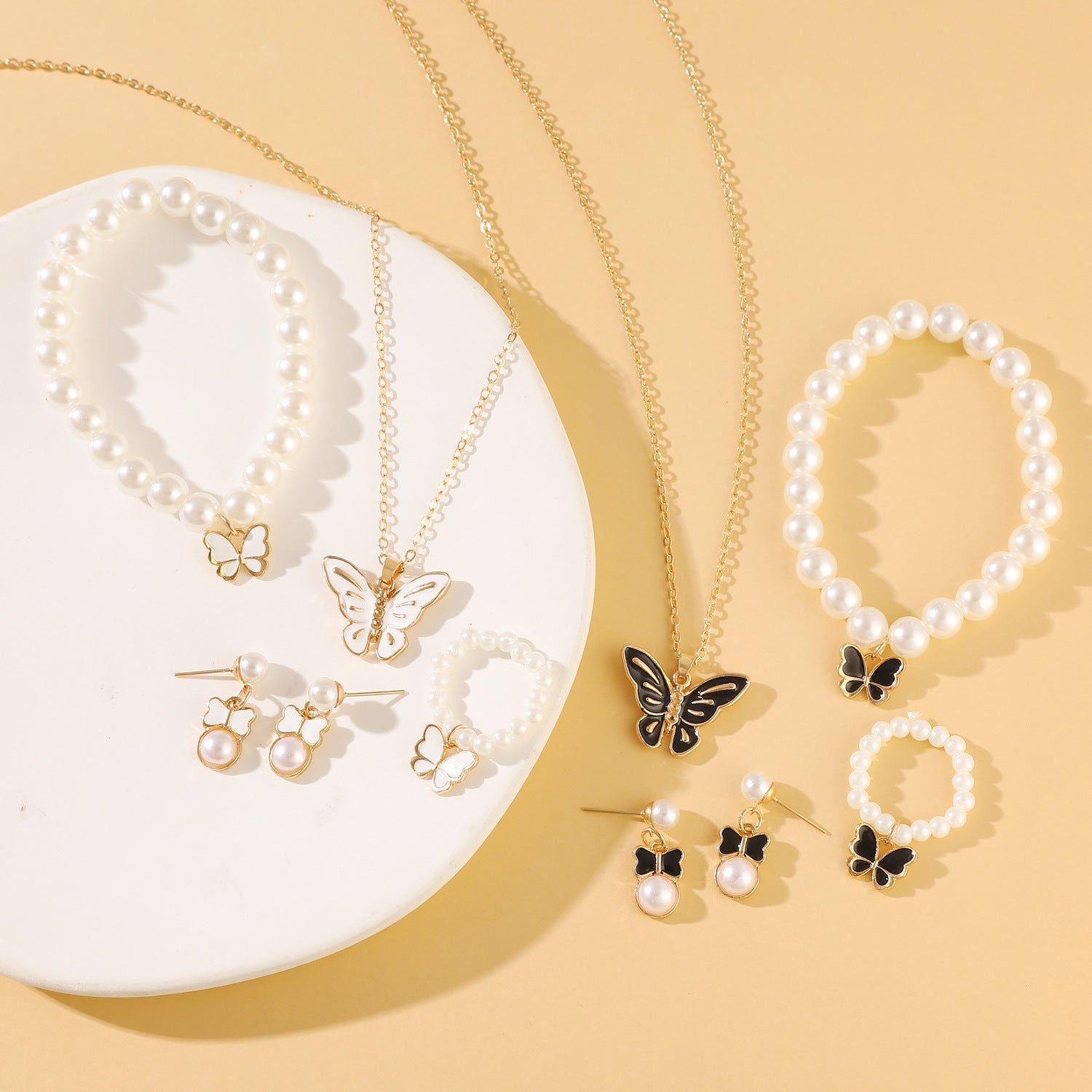Fashionable and popular jewelry set, elegant diamond zircon necklace, earrings and ring combination set, bridal party accessories - Negative Apparel