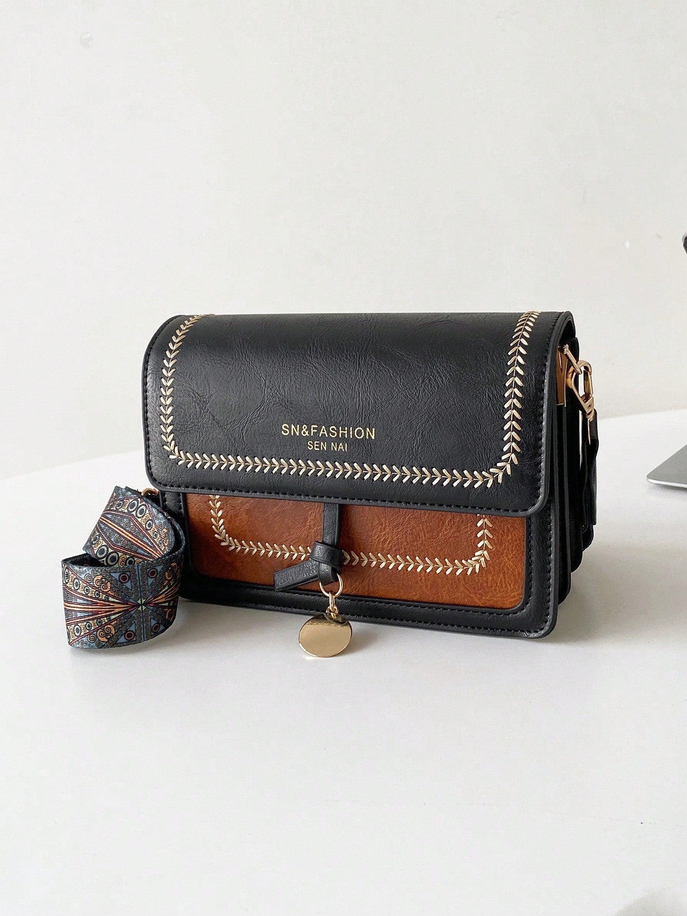 Versatile new crossbody bag - Negative Apparel