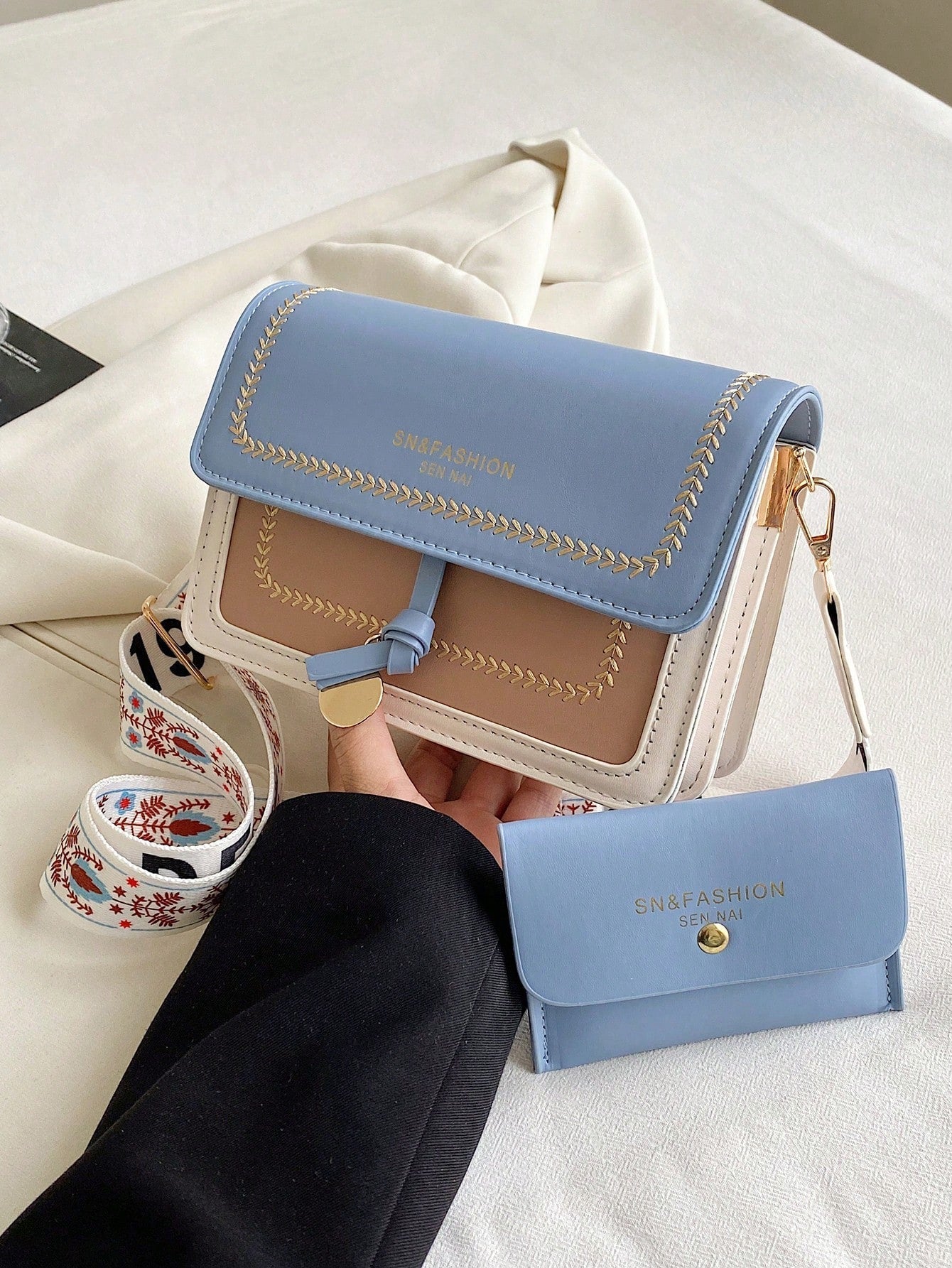 Versatile new crossbody bag - Negative Apparel